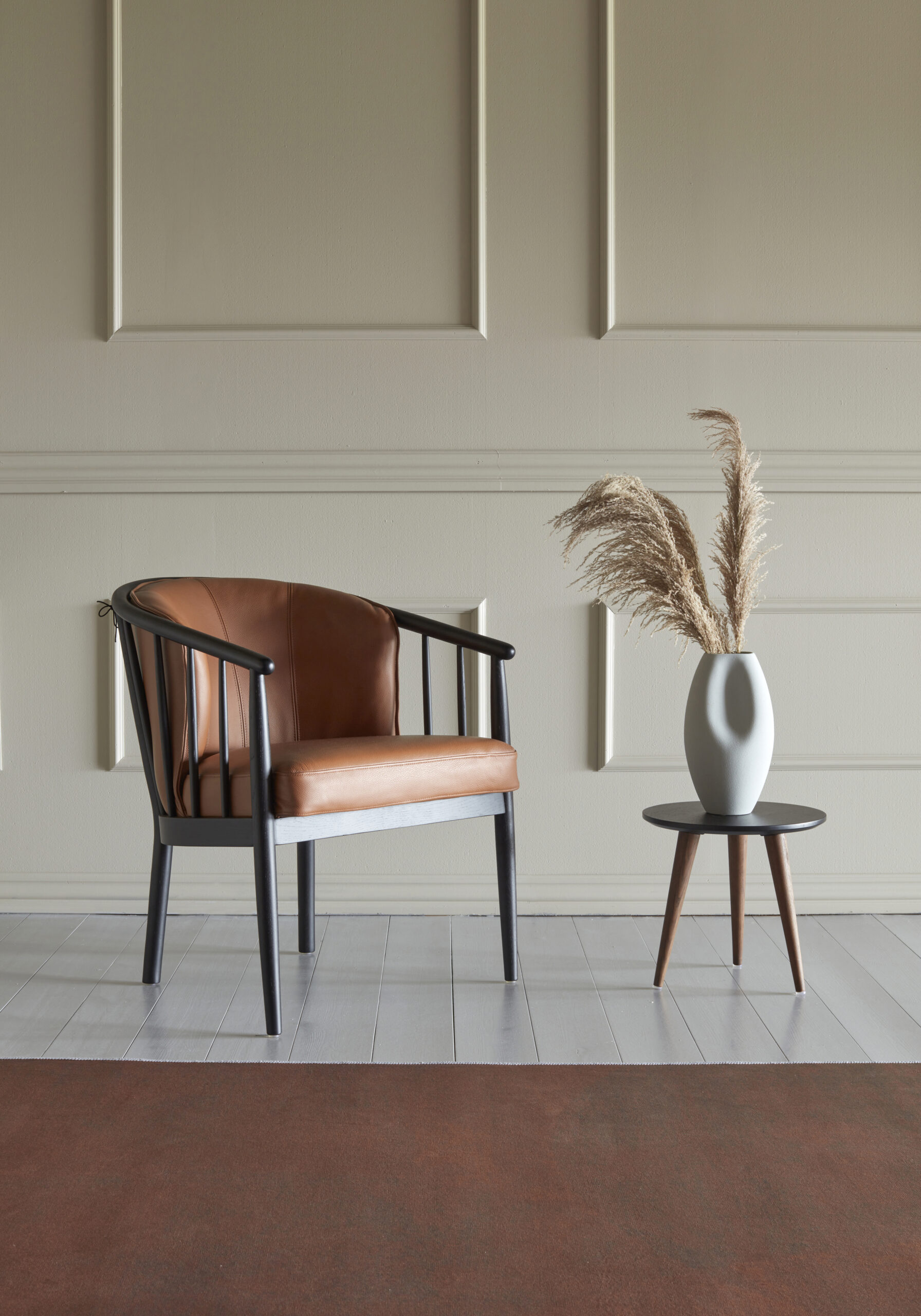 Andrup-K407-chair-black-oak-arms-921-cognac-e1 Tugitool Andrup - K407 - Pilt 1